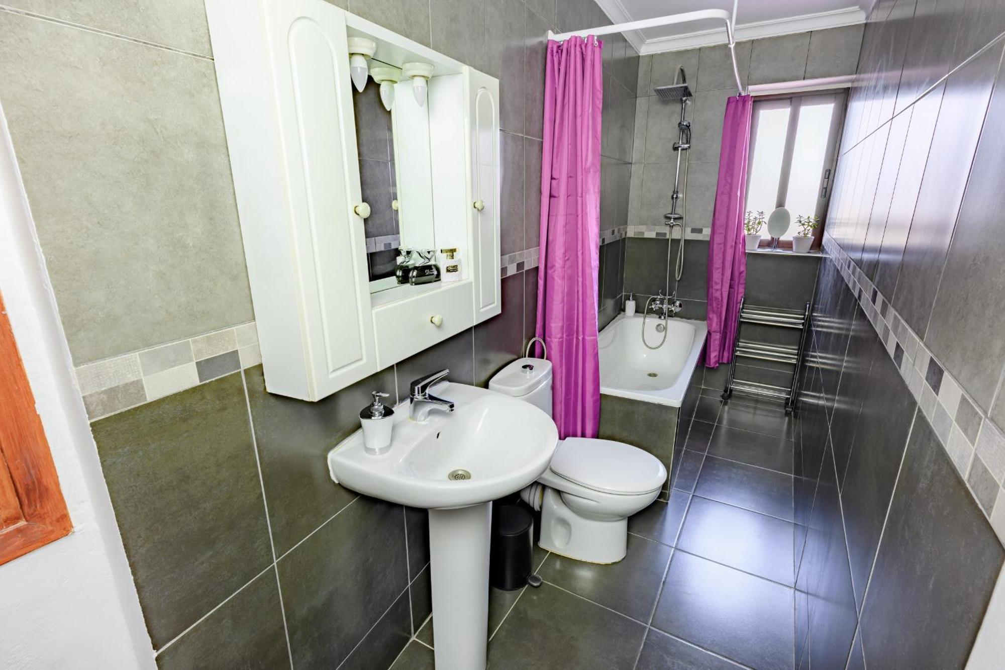Astarte Guesthouse Кастильо-де-Локубин Экстерьер фото
